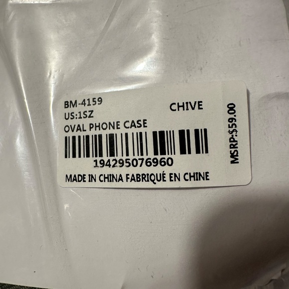 NWT Badgley Mischka Oval Phone Case - Chive - Picture 6 of 6